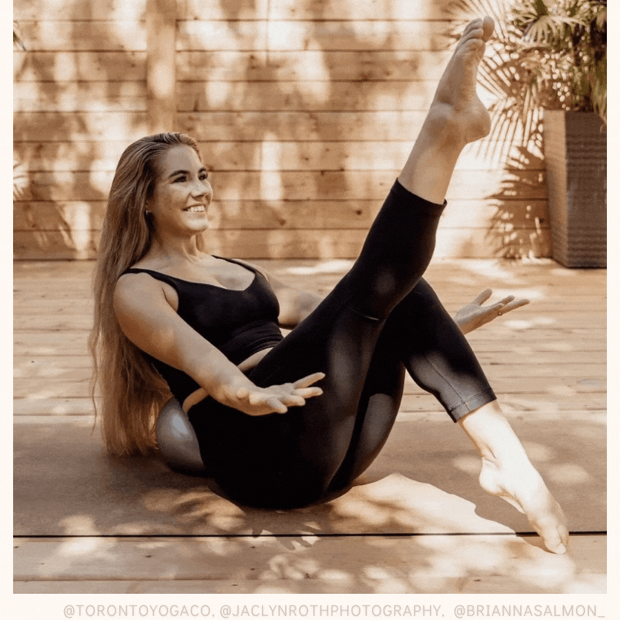 Shona Vertue 5 yoga poses for strength | Yoga Poses